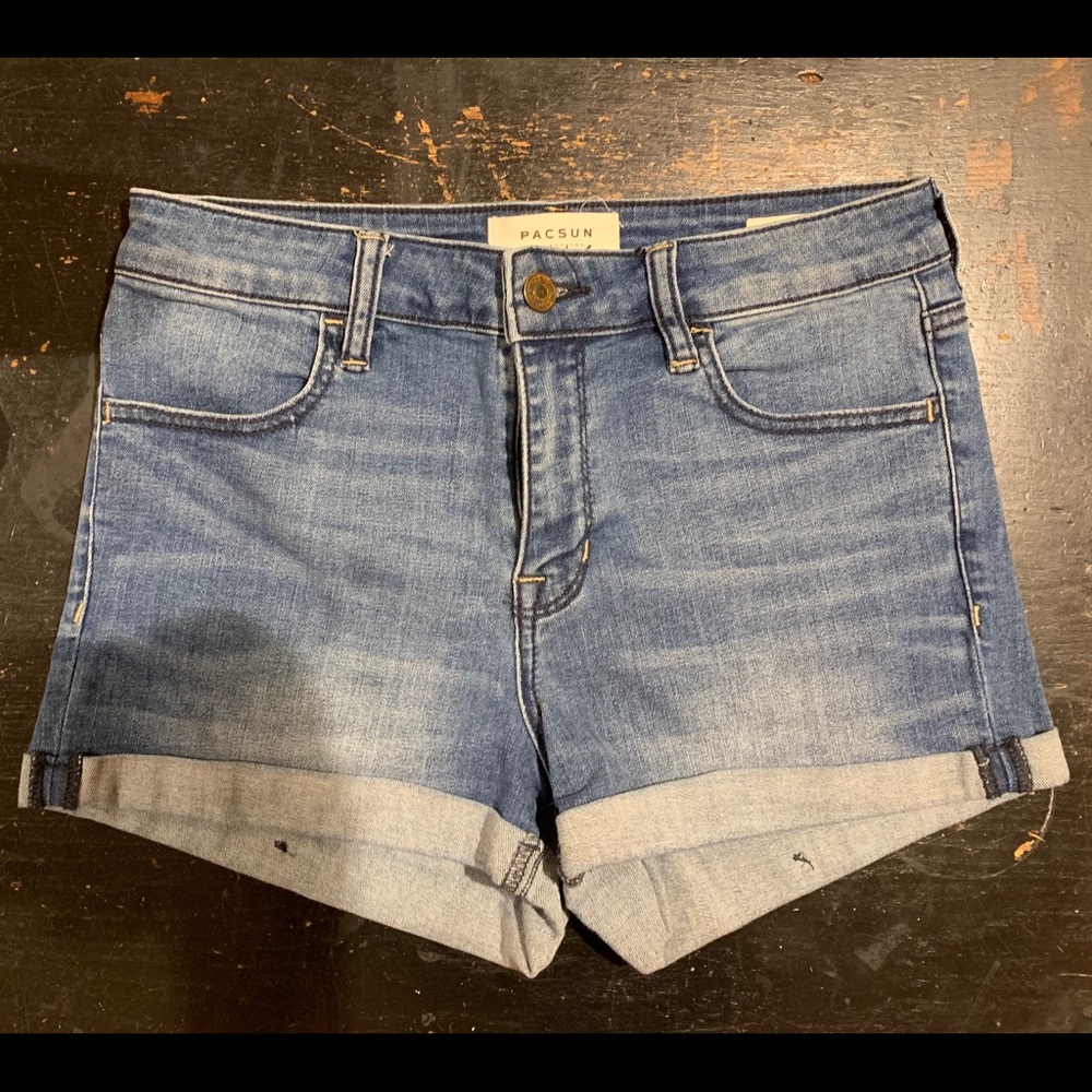 Pacsun light wash high rise shorts